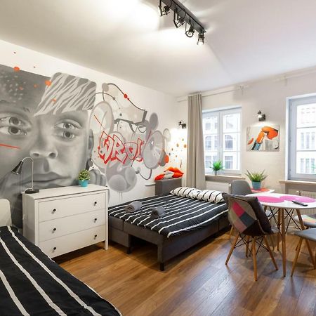 Lipstick House Rynek Daire Wroclaw Dış mekan fotoğraf