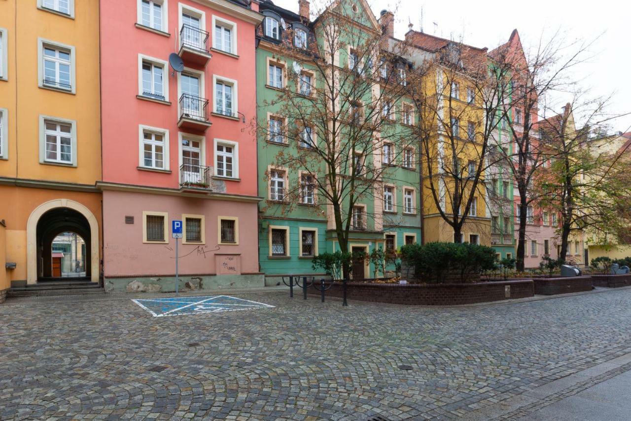 Lipstick House Rynek Daire Wroclaw Dış mekan fotoğraf